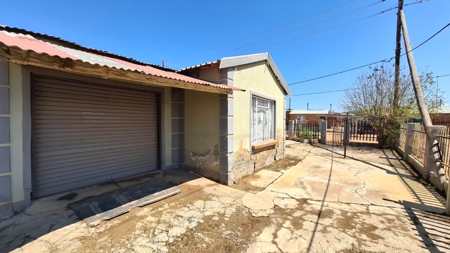 3 Bedroom Property for Sale in Ikageng North West